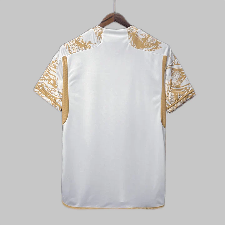 "Real Madrid "Golden Dynasty" Premium Kit" - Sourcing Kit